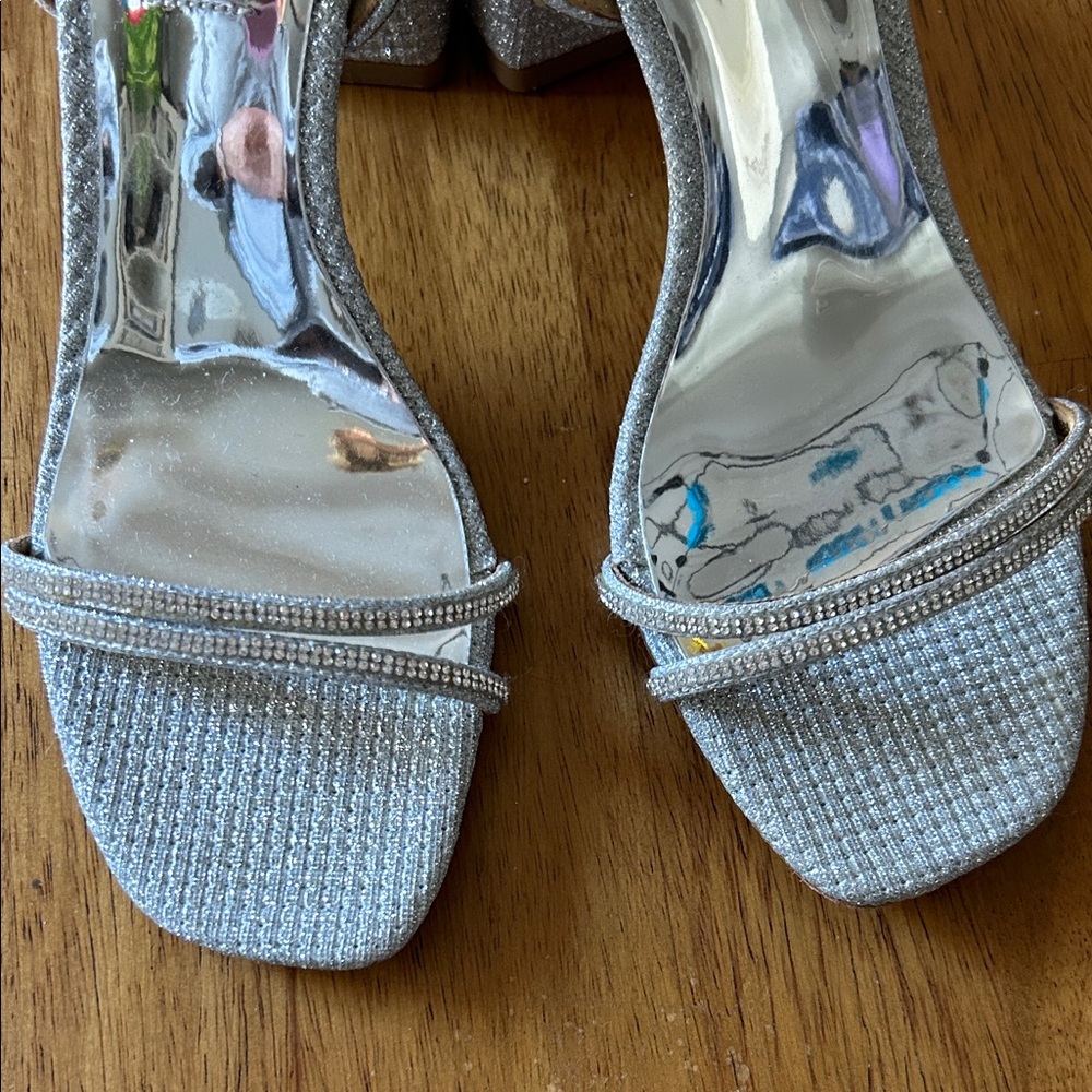 Jewel Badgley Mischka Women's Heels
